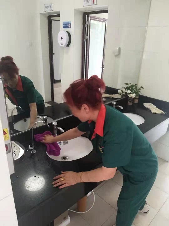 常德物業(yè)管理,物業(yè)企業(yè),陽(yáng)光物業(yè) 常德物業(yè)管理,物業(yè)企業(yè),陽(yáng)光物業(yè)